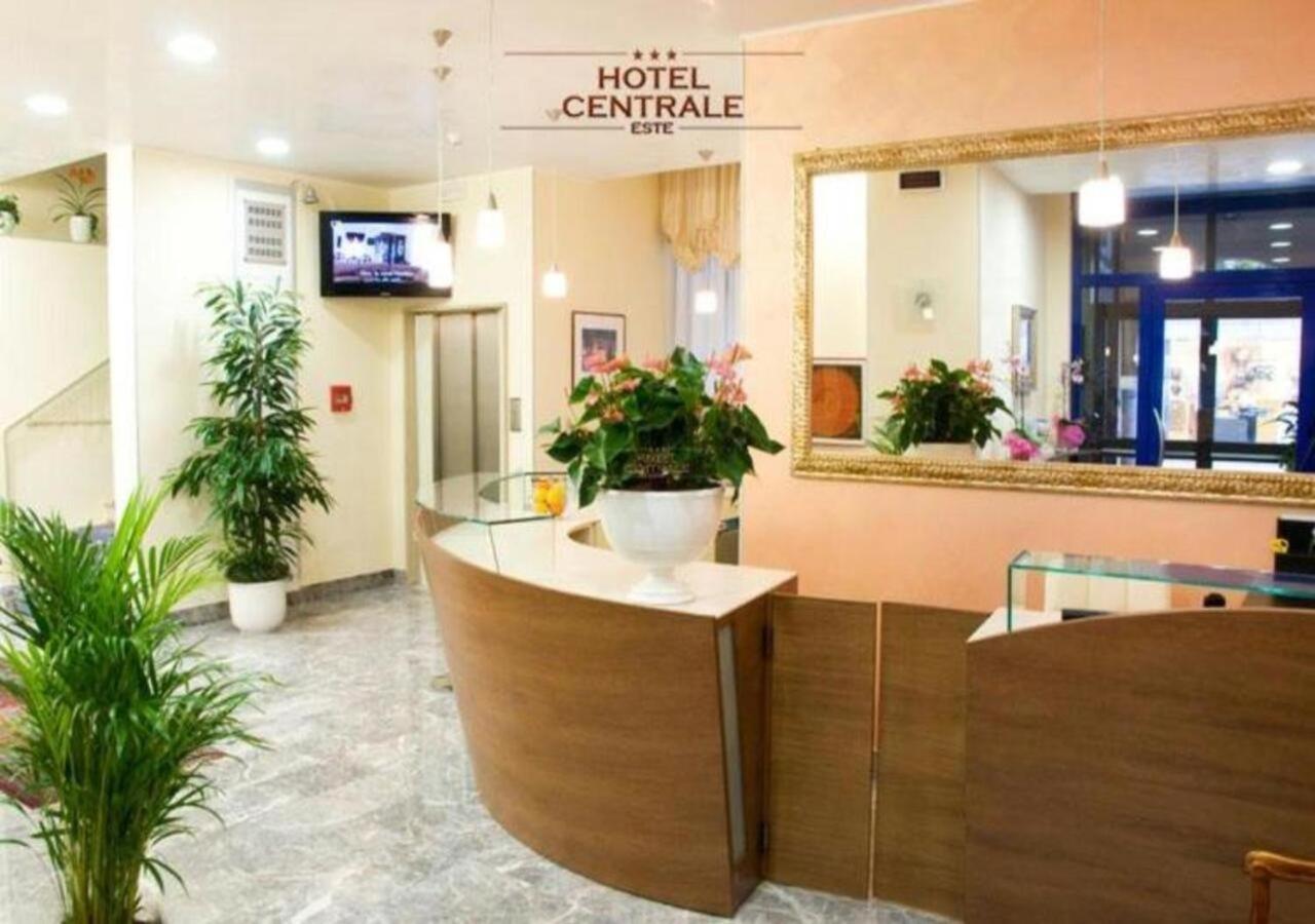Hotel Centrale Este Exteriér fotografie